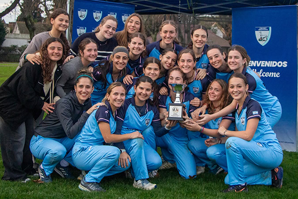 Las Flamingos se impusieron ante Canadá